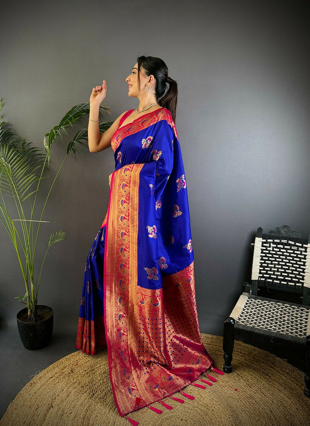 Joban Fashion Banarasi Royal Blue Woven Soft Silk Saree - Distacart