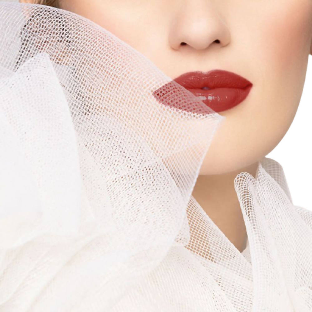 Manish Malhotra Hi-Shine Lipstick - Ruby Runway (4 Gm)