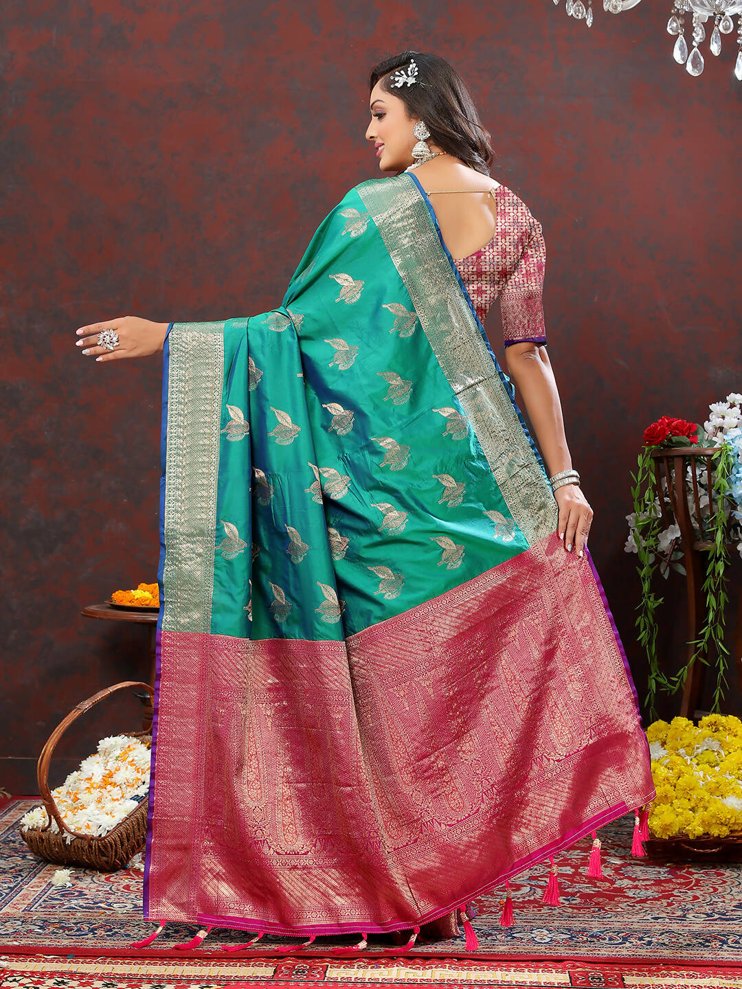 Lorenvalley Fashion Teal Soft Silk Woven Design Zari Weaving Saree