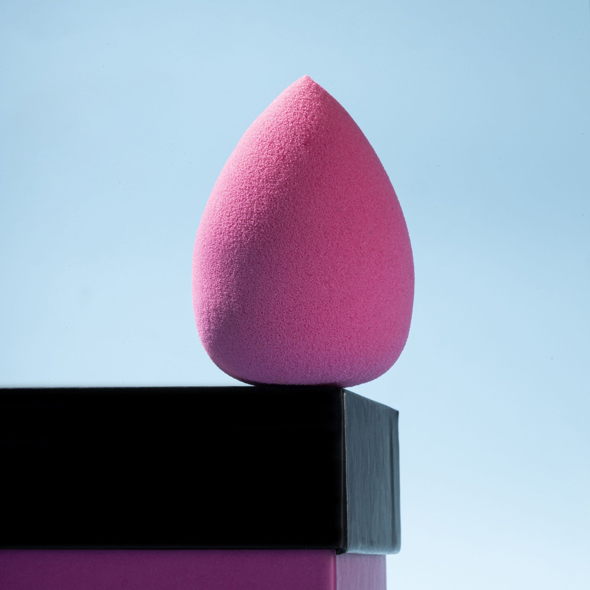 PAC Studio Classic Beauty Blender - Waterdrop, Grows 2X When Wet, Low Absorption, Durable & Stays in Shape