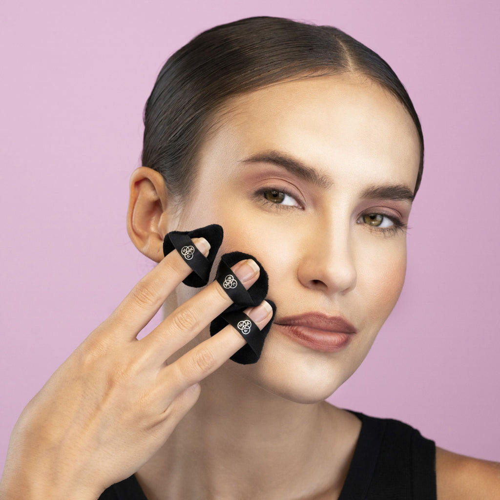 PAC Studio Pizza Puff Black Mini - 99% Soft Natural Cotton, Ideal for Under Eyes & Precise Application - Distacart