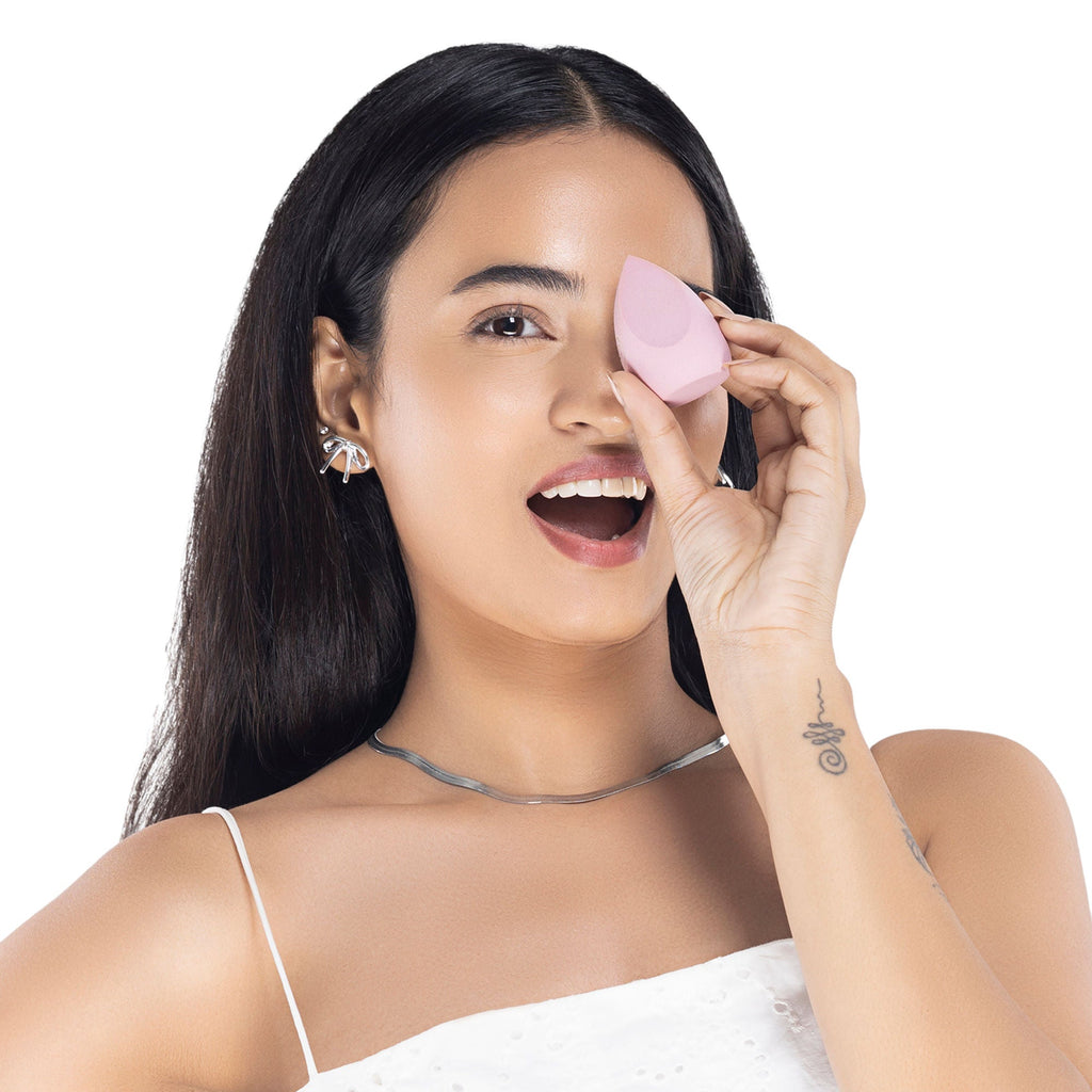 PAC Studio Classic Perfector Makeup Sponge - Streak Free Airbrushed Finish, Precise Targeted Concealing