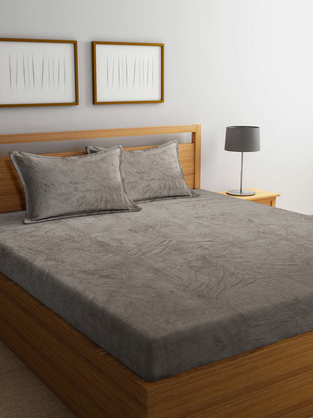 KLOTTHE 300 TC Woolen King Bedsheet with 2 Pillow Covers