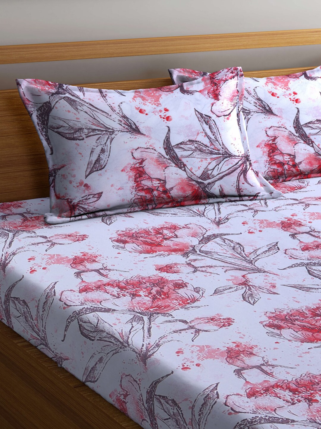 BOMBAY DYEING Floral Printed 100 TC Cotton Queen Bedsheet with 2 Pillow Covers
