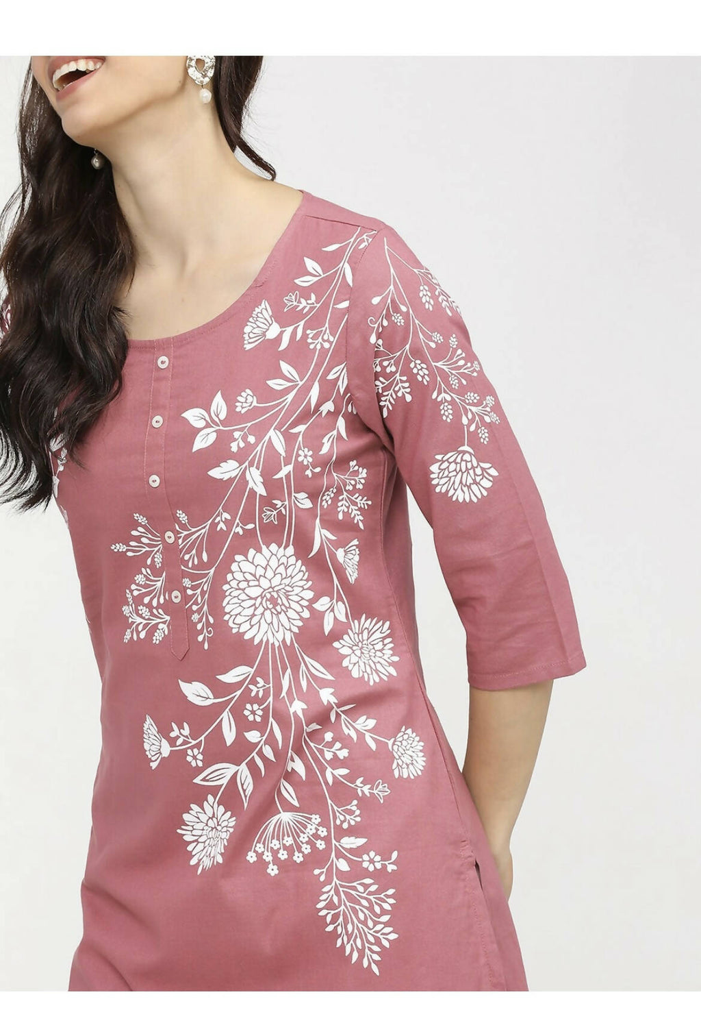 Cheera Embellished Daily Wear Cotton Blend Kurta - Peach