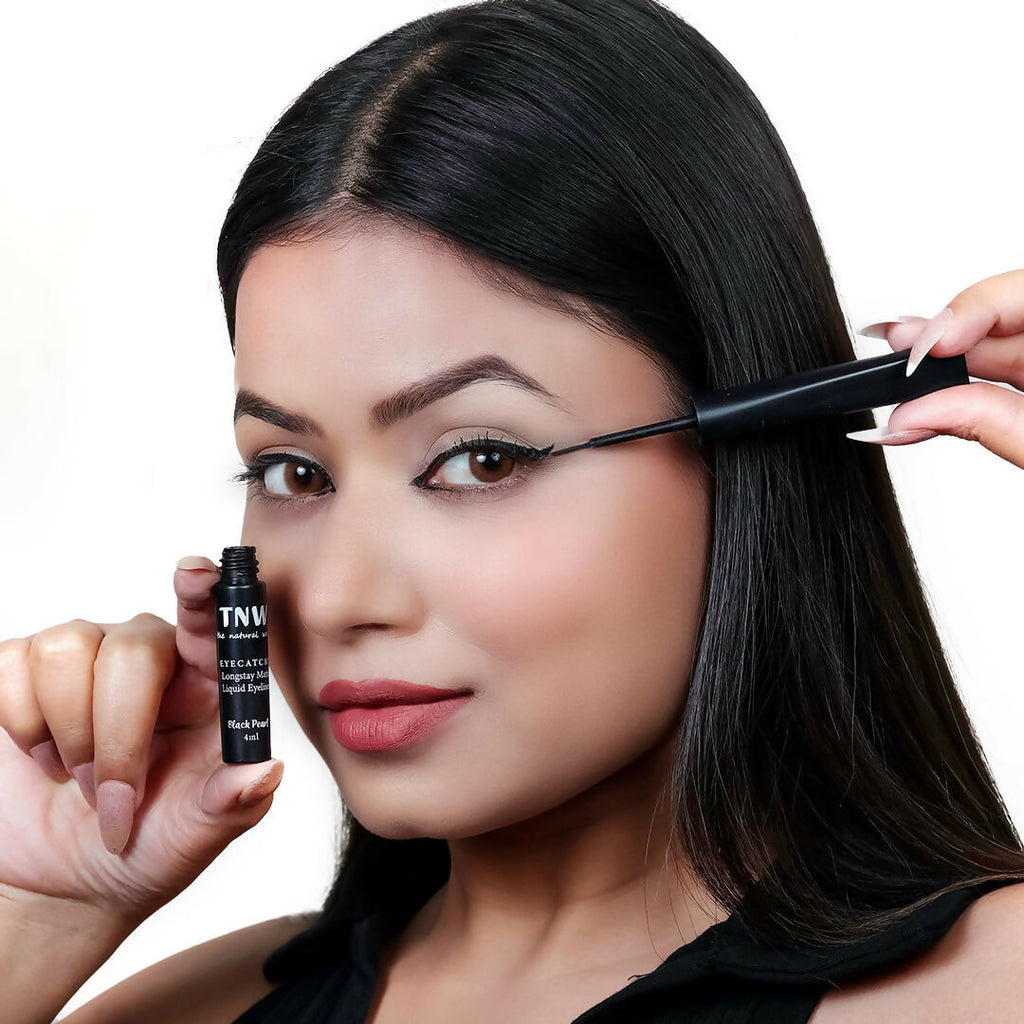 The Natural Wash Eyecatchy Longstay Matte Liquid Eyeliner - Black Pearl