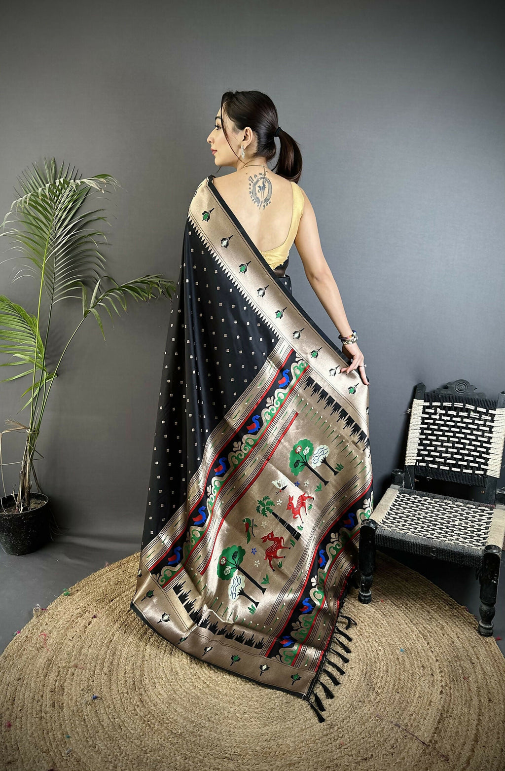 Joban Fashion Black Peacock & Floral Motifs Soft Lichi Silk Kanchipuram Saree - Distacart