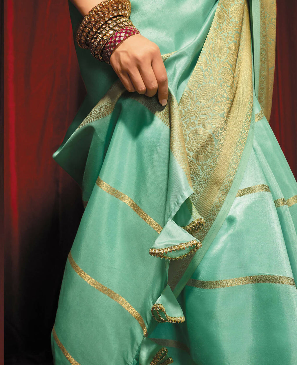 Sea Green Silk Striped Pattern Saree With Unstitched Blouse Piece - Zyanya