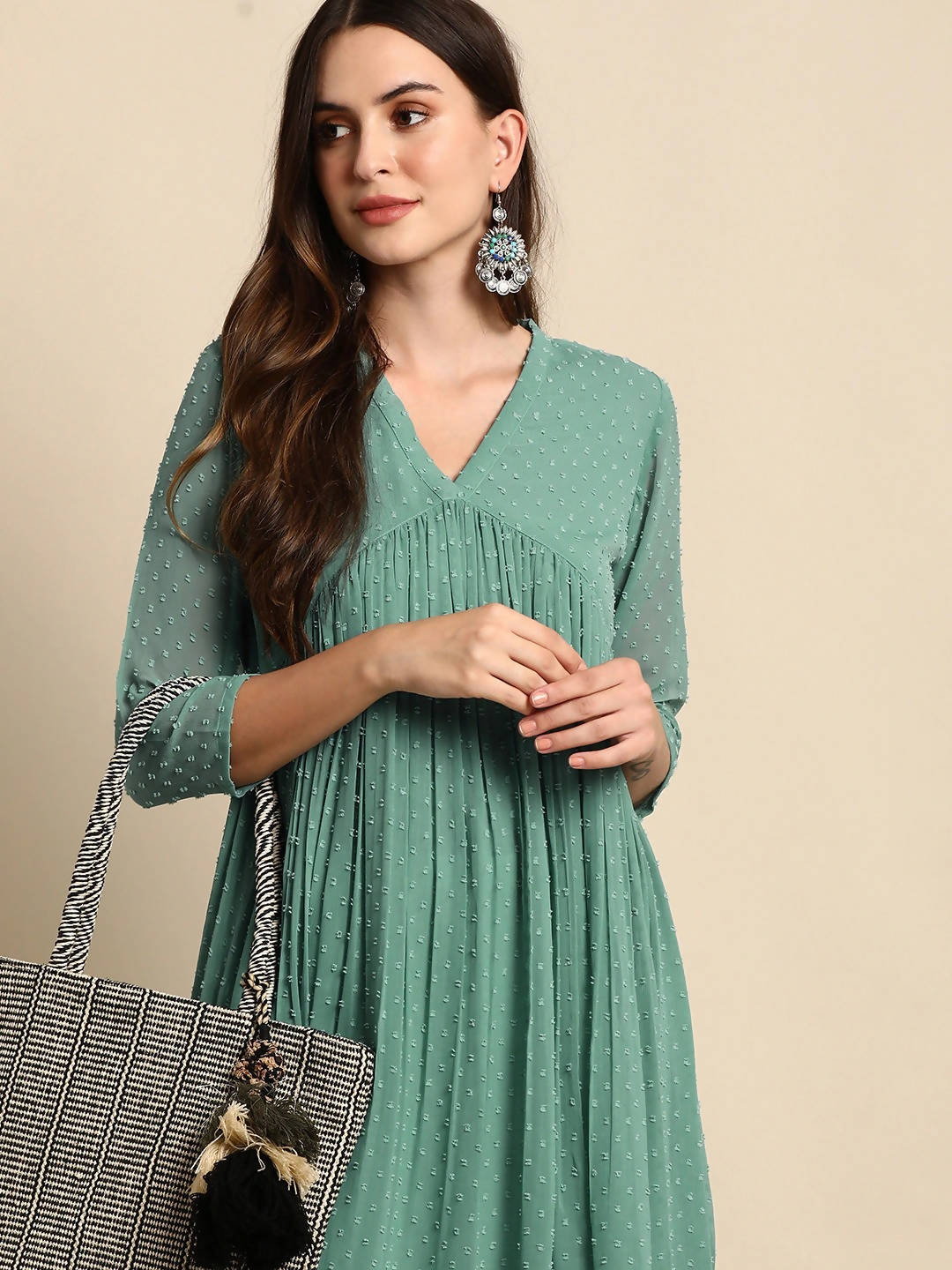Janasya Green Solid Dobby Weave Kurta - Distacart