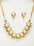 Kundan Choker With Studs - Ruby Raang - Distacart