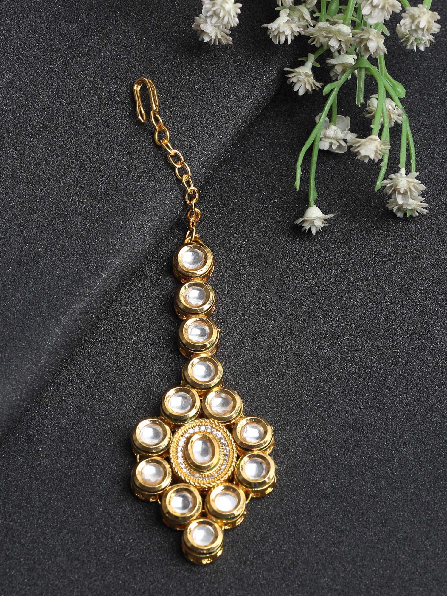 Kundan Maang Tikka - Ruby Raang - Distacart