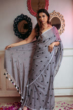 Very Much Indian Mastaani - Pure Mul Jamdhani Cotton Handloom Saree with Beautiful Heart Weaves - Grey - Distacart