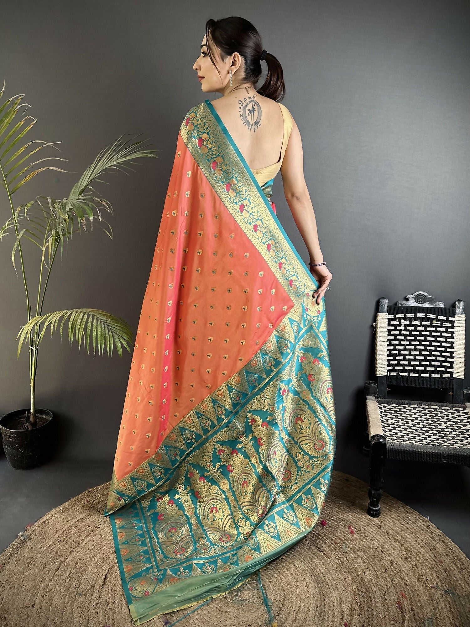 Joban Fashion Coral Pink Intricate Motifs Soft Silk Banarasi Saree