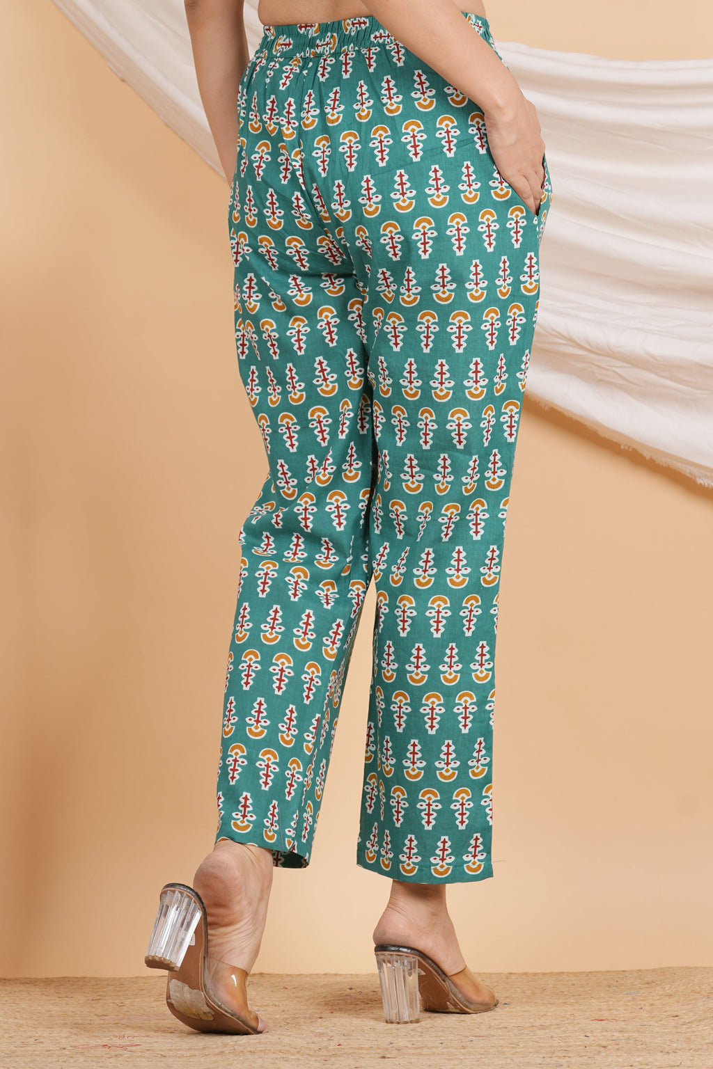 House of RP Women Green Cotton casual Trouser
