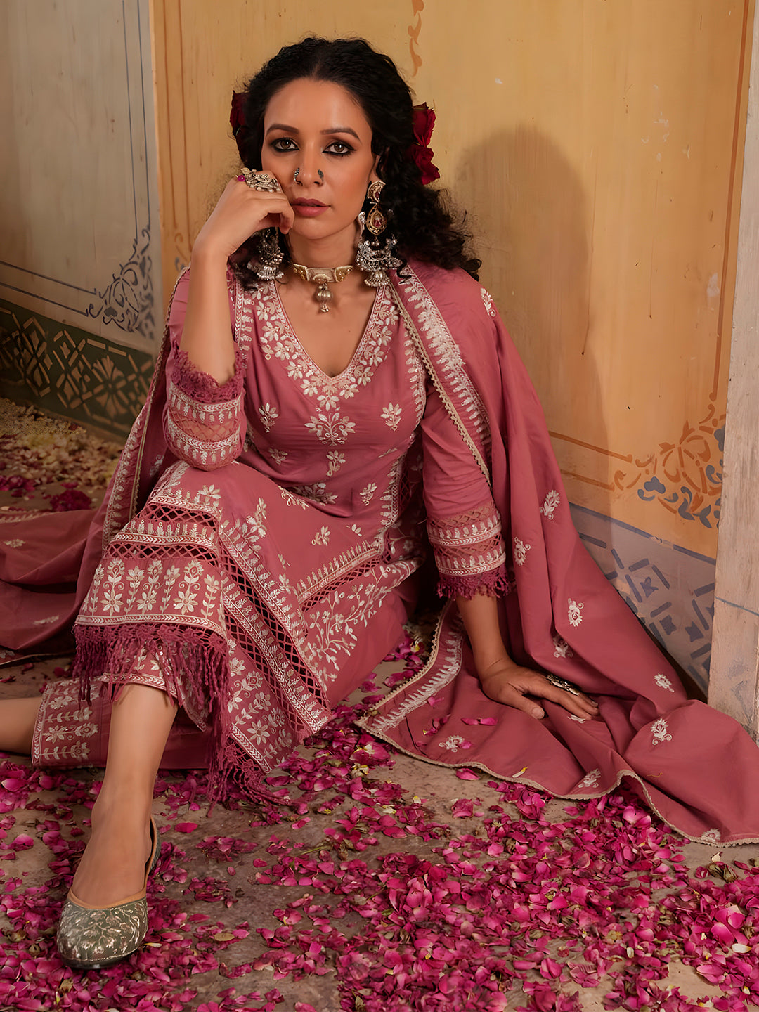 Embroidered & Lace Detailed Kurta With Pant & Embroidered Dupatta Luxury, Multicolor - Hiral Fashion - Distacart