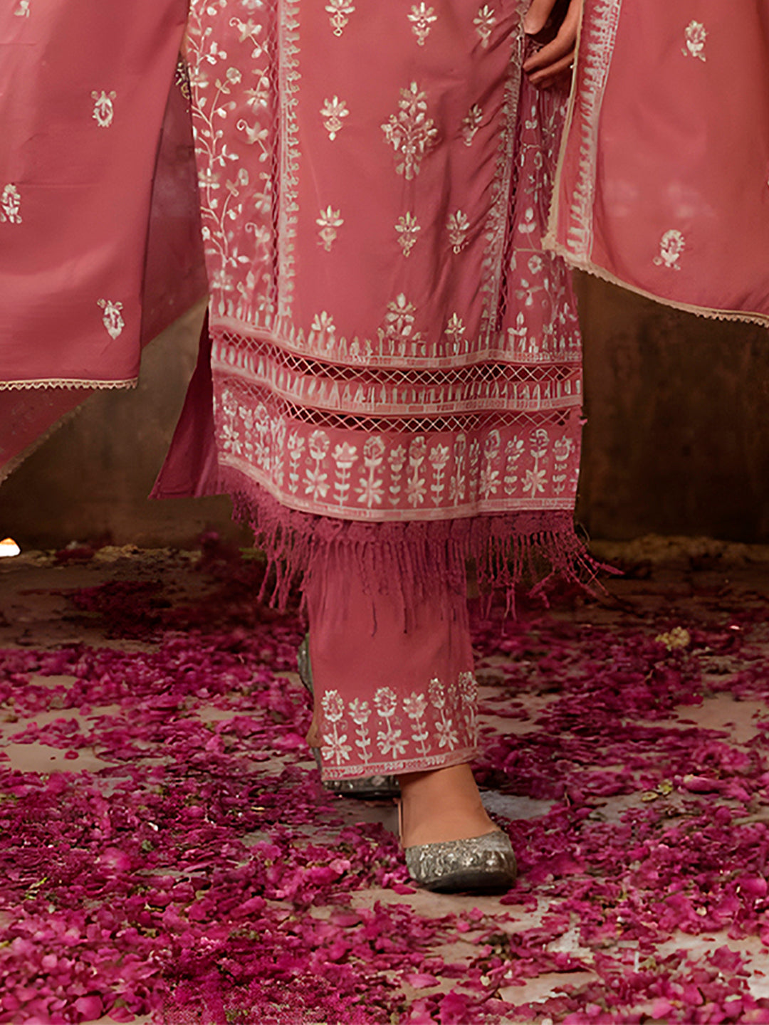 Embroidered & Lace Detailed Kurta With Pant & Embroidered Dupatta Luxury, Multicolor - Hiral Fashion - Distacart