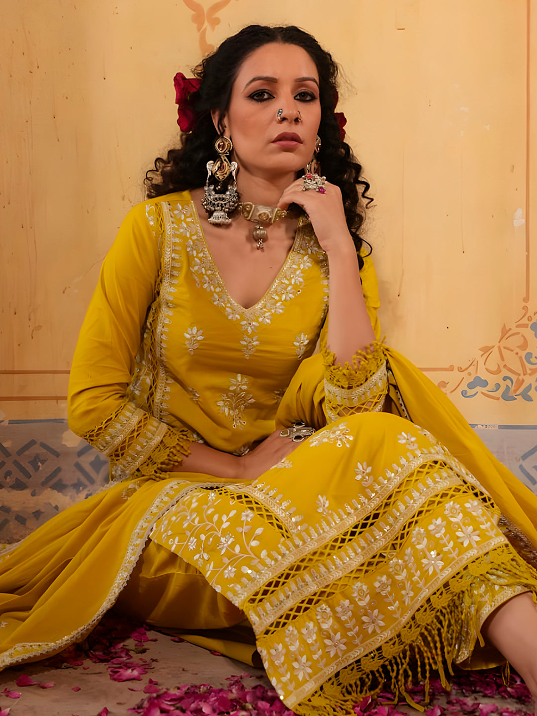 Embroidered & Lace Detailed Kurta With Pant & Embroidered Dupatta Luxury, Multicolor - Hiral Fashion - Distacart
