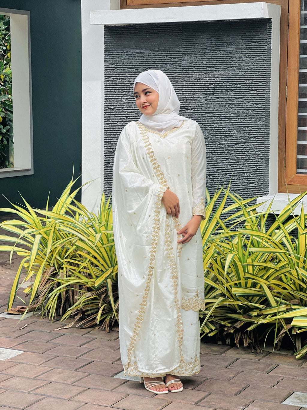 Lehenga Mart Sequence Embroidery Top And Palazzo With Dupatta Set-White - Distacart