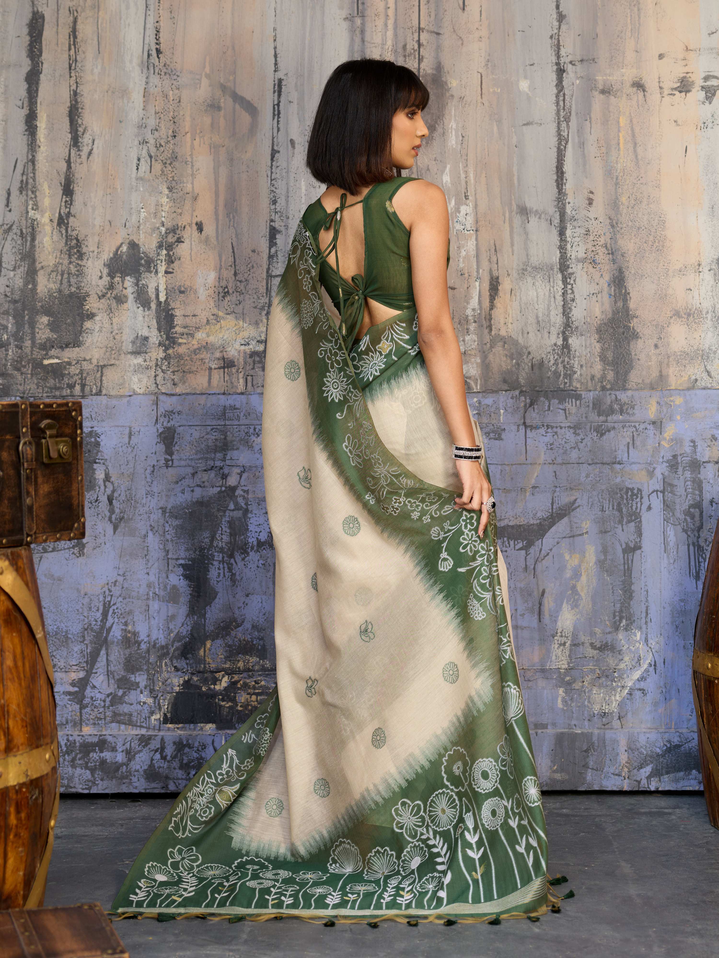 Aastha Fashion Green Munga Cotton Printed Saree - Distacart