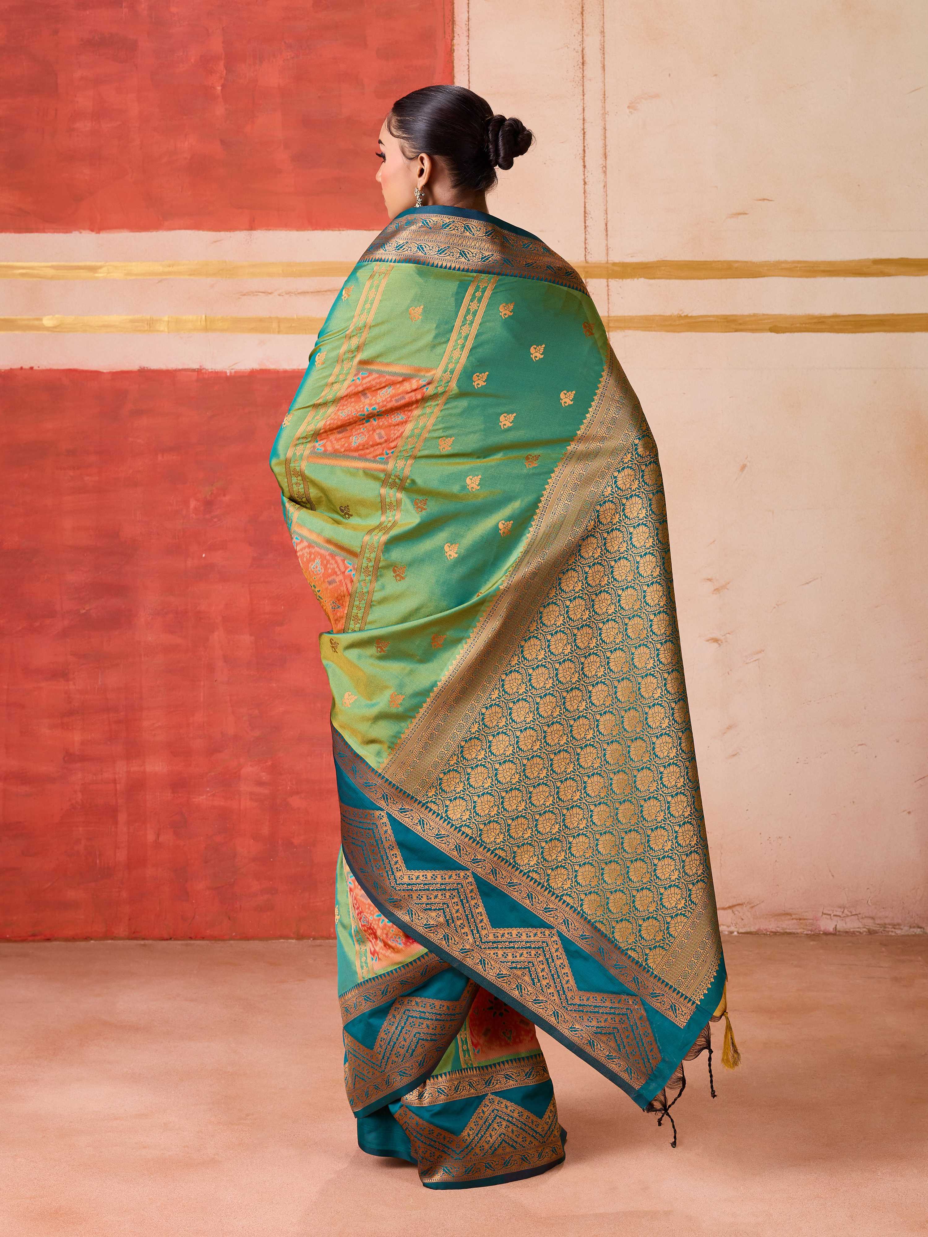 Aastha Fashion Green Pure Silk Handloom Weaving Saree - Distacart