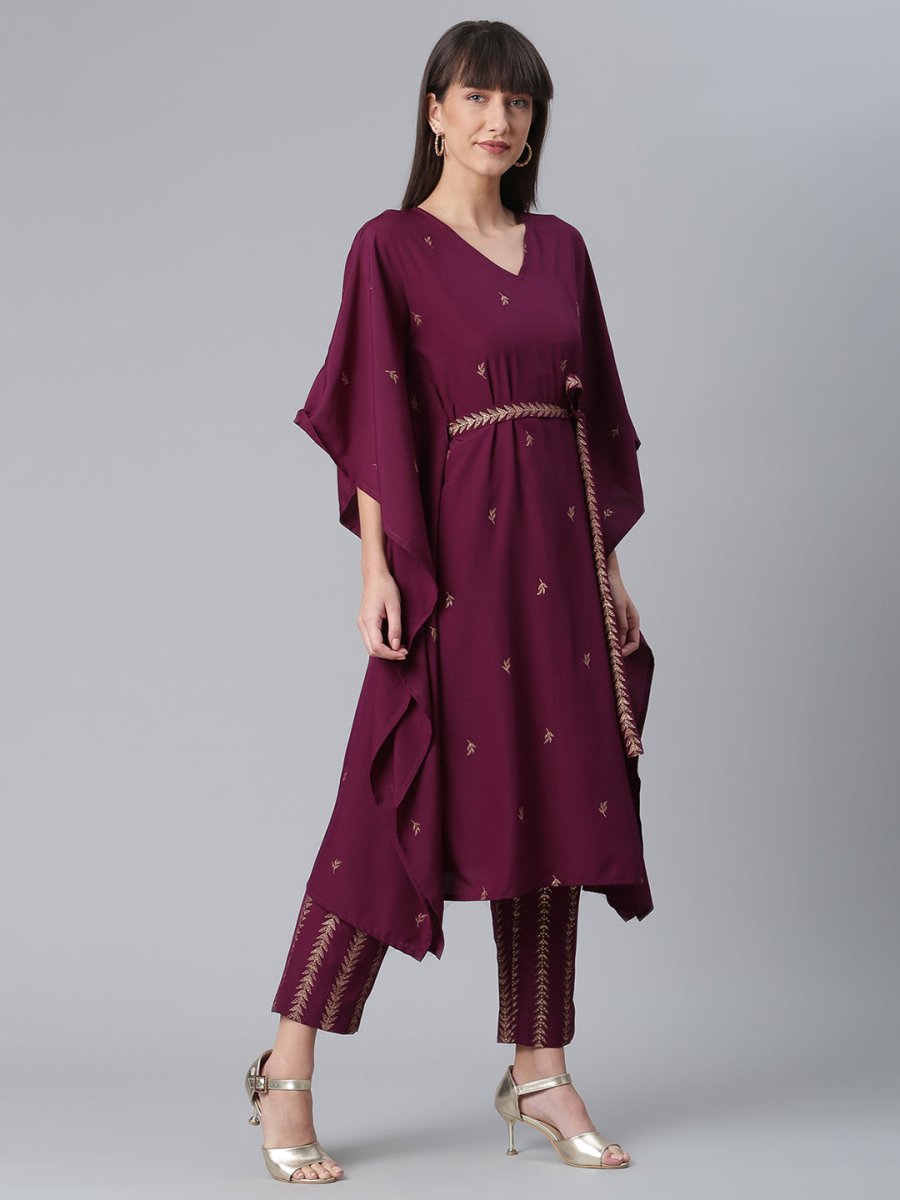 Ahalyaa Women Burgundy & Golden Printed Kurta With Trouser