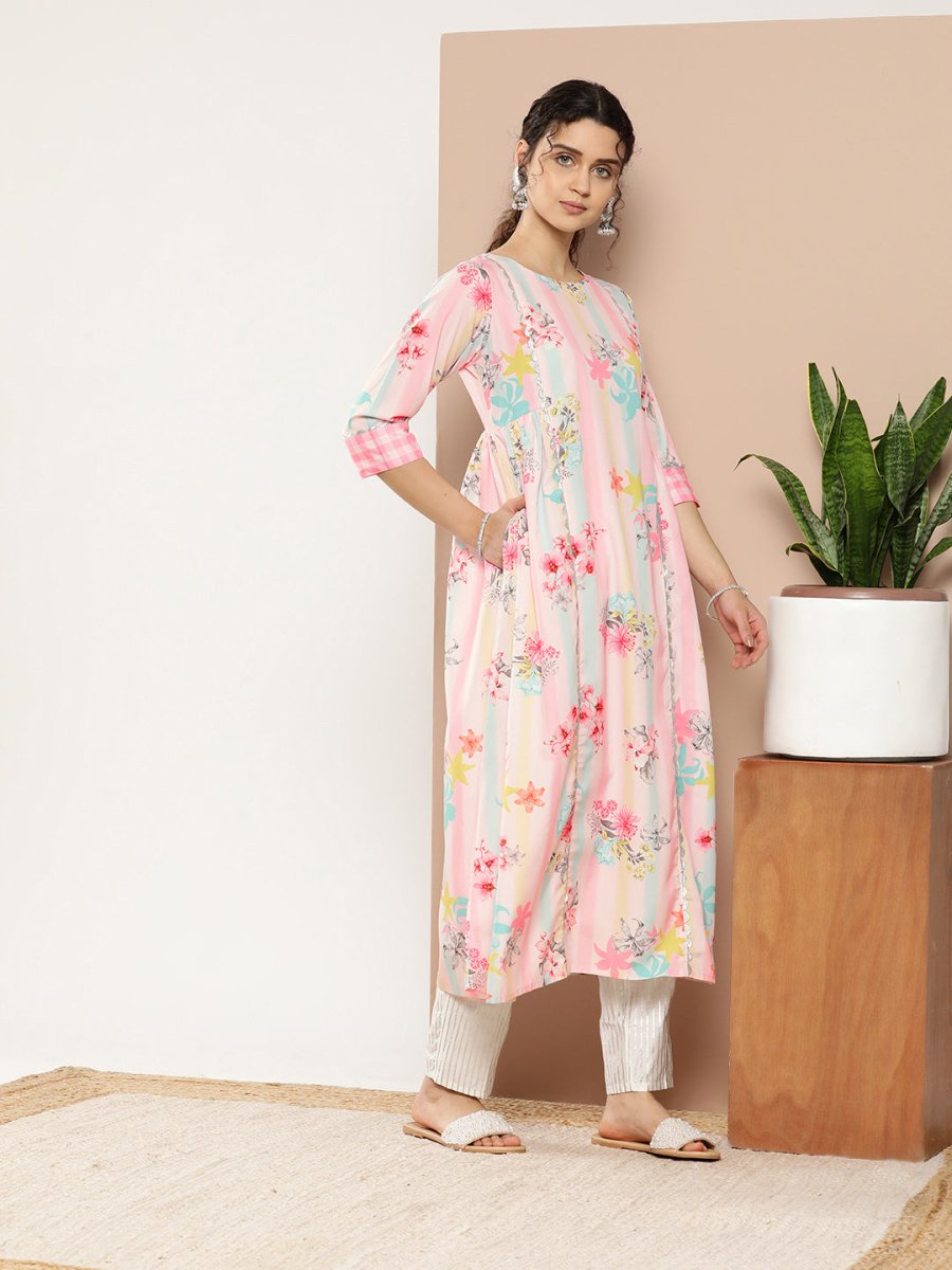 Ahalyaa Women Pink & Green Printed Gotta Patti Floral Crepe Kurta