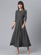 Ahalyaa Crepe Black Printed Kurta