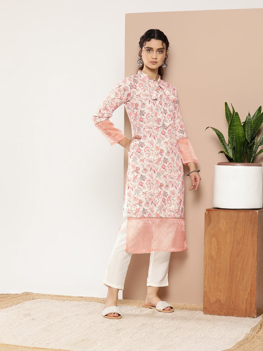 Ahalyaa Women Pink & Off White Floral Printed Gotta Patti Floral Crepe Kurta
