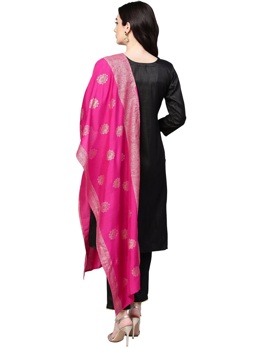 Ahalyaa Black With Bright Pink Kurta Set