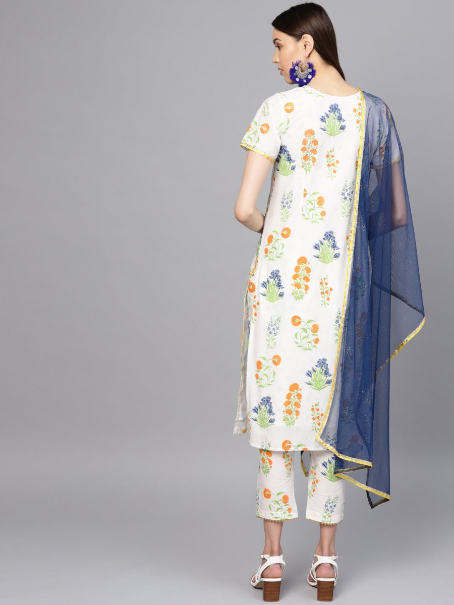 Ahalyaa Women Off white Printed Kurta Set