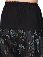 Ahalyaa Women Black & Green Solid Kurta with Harem Pants