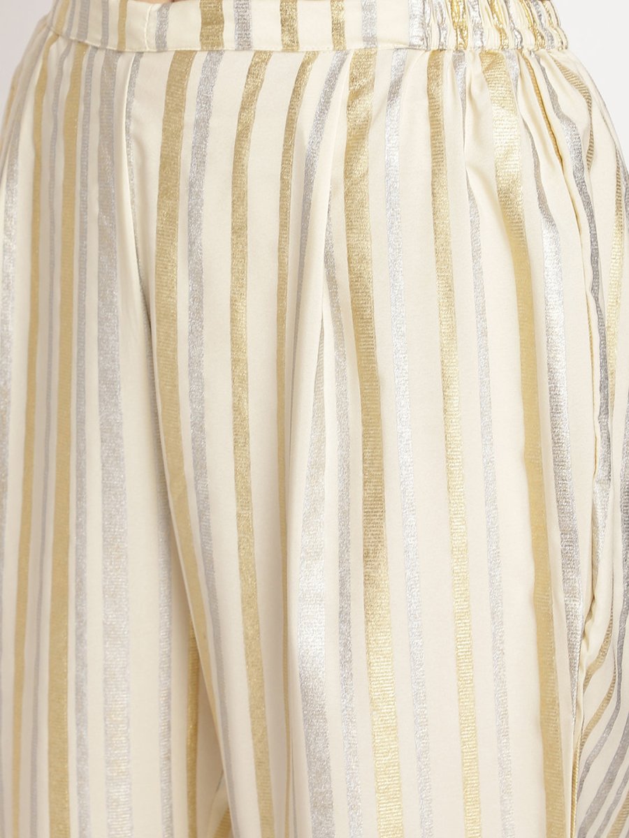 Ahalyaa Off White Layered Kurta with Trousers - Distacart