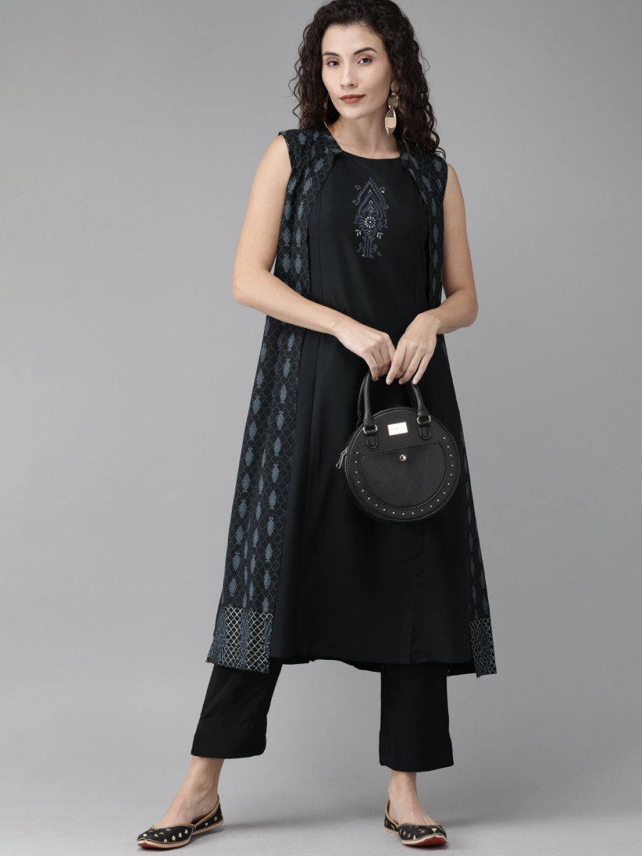 Ahalyaa Crepe Indo Western Set