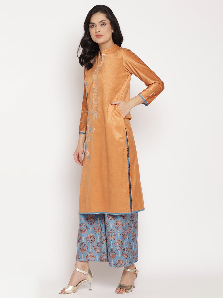 Ahalyaa Women's Orange Color Digital Print Velvet Kurta With Palazzo