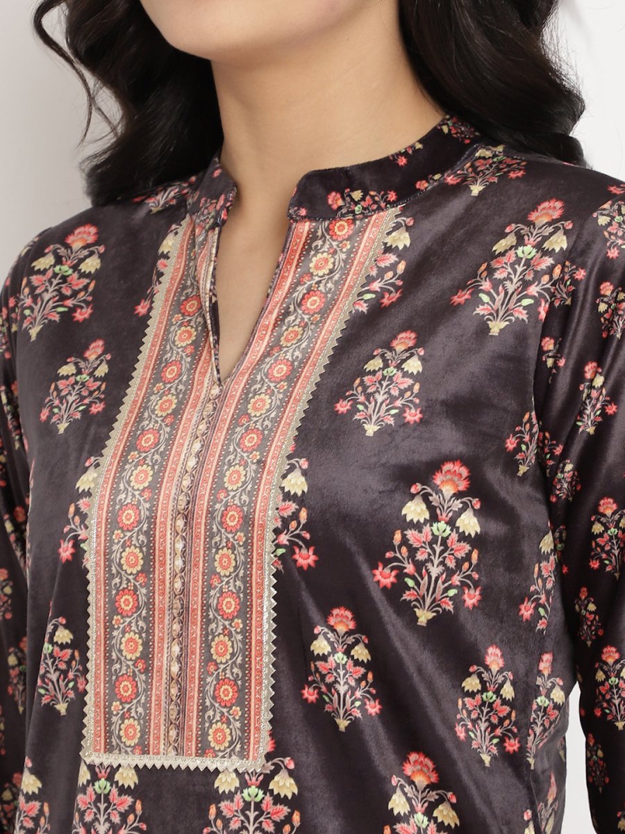 Ahalyaa Women's Black Color Digital Print Velvet Kurta