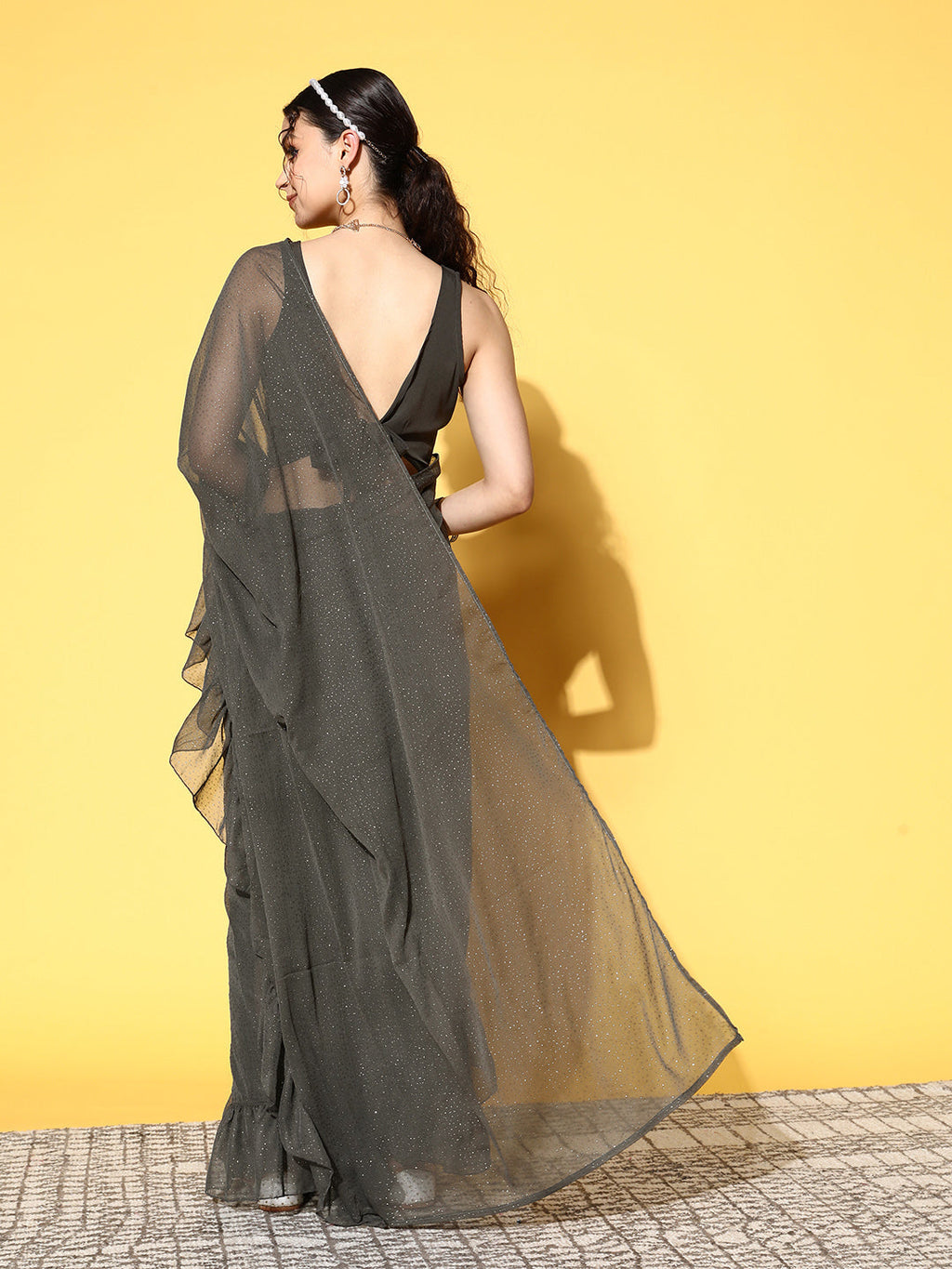 Ahalyaa Women Glitter Print Ruffle Saree
