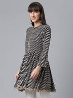 Ahalyaa Black & White Printed Tunic