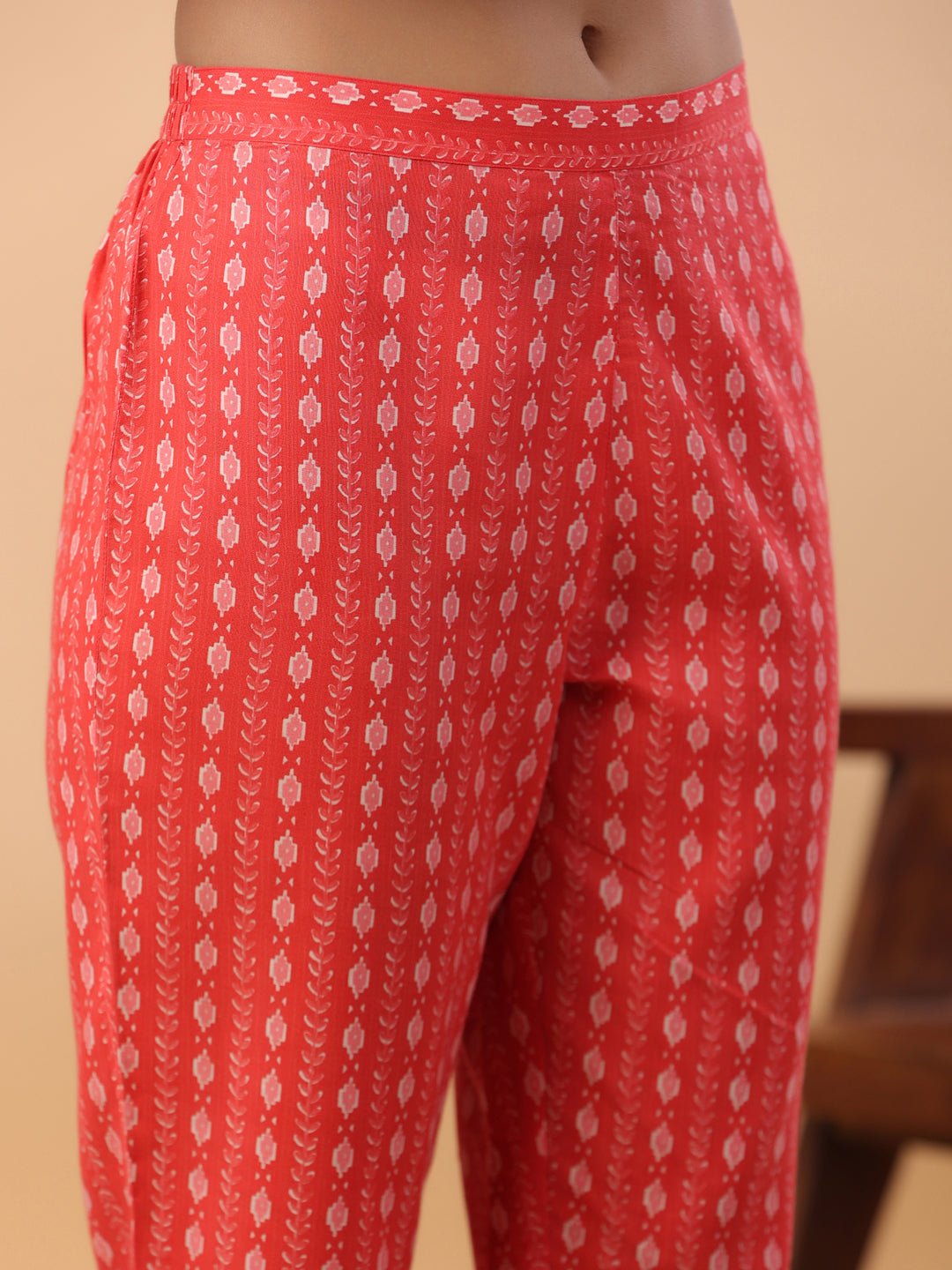 Janasya Regular Poly Cotton Red Printed Square Neck Set