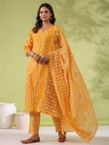 Janasya Regular Poly Cotton Mustard Gemometric V-Neck Kurta Set