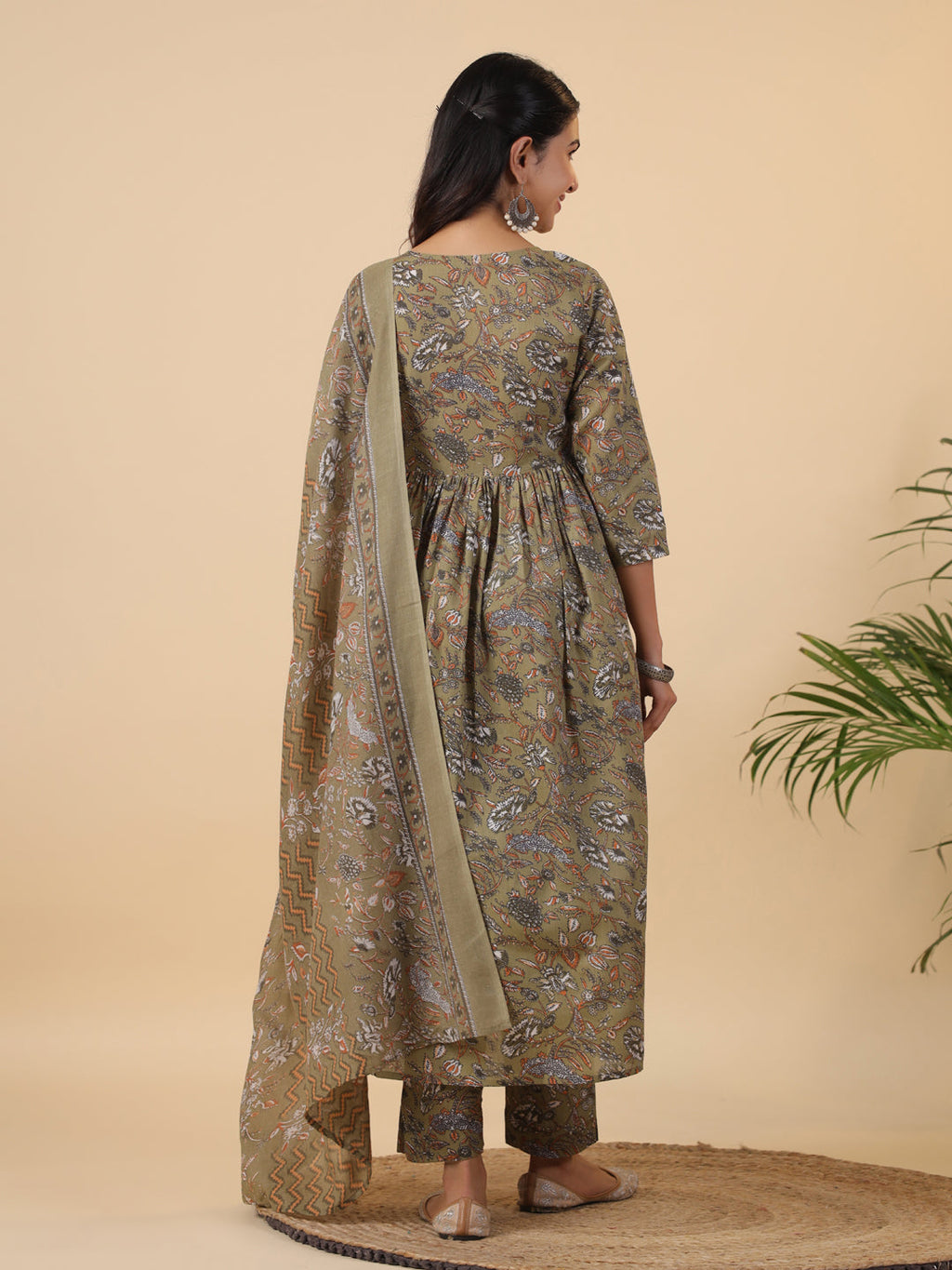 Janasya Gathered Poly Cotton Olive Floral Alia Cut Neck Kurta,Bottom & Dupatta