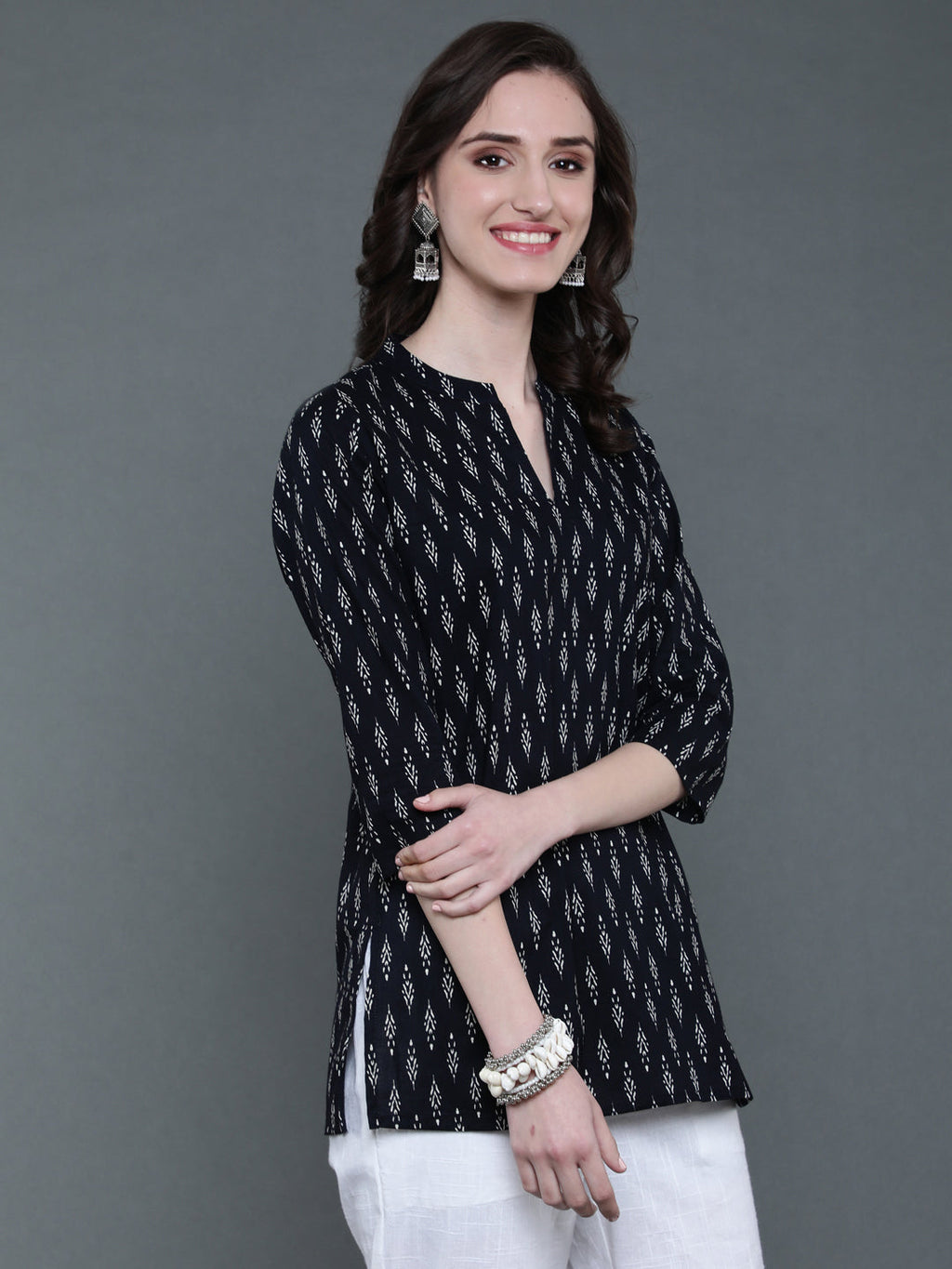 Antaran Black Pure Cotton Geometric Printed Tunic