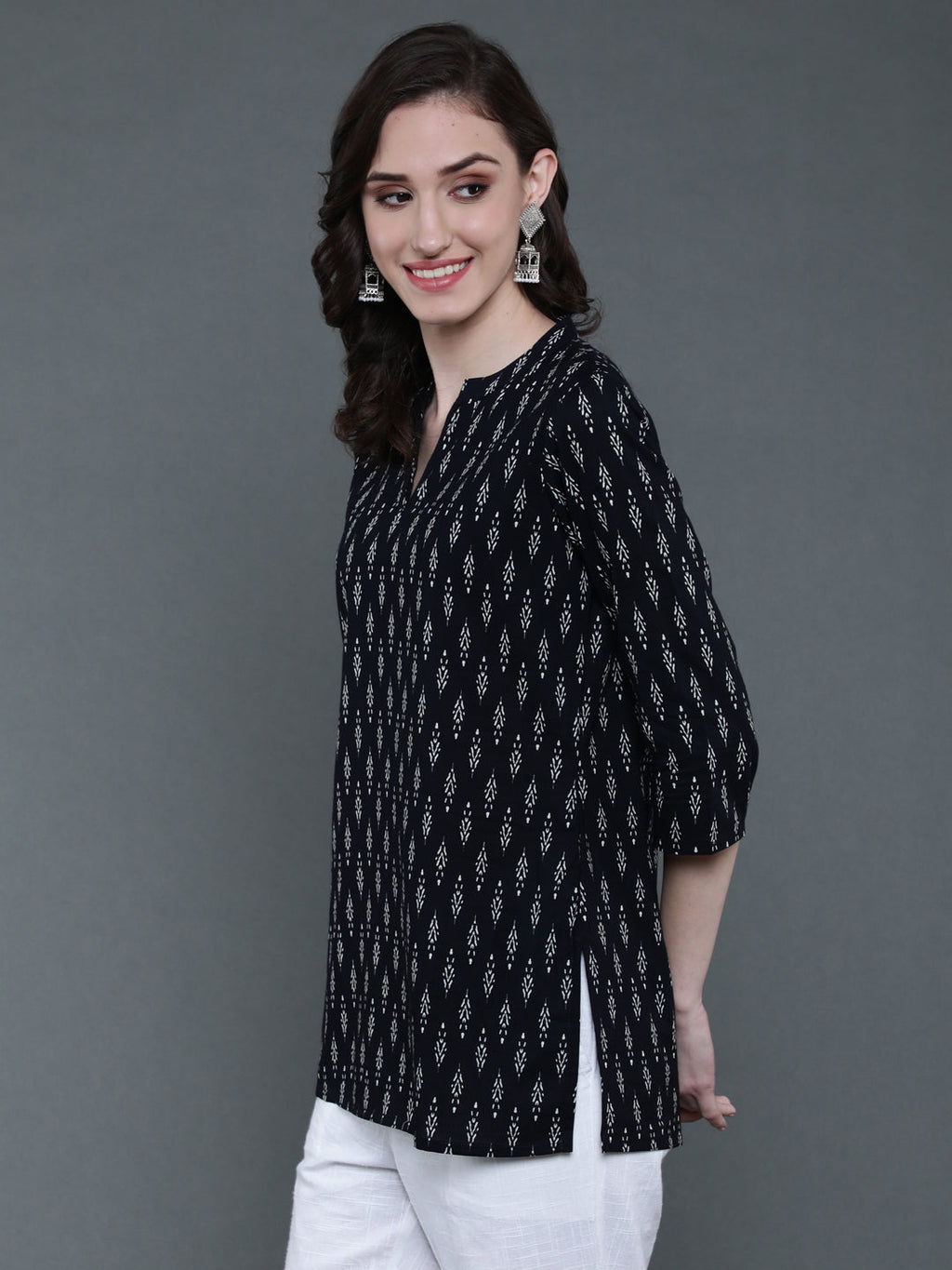 Antaran Black Pure Cotton Geometric Printed Tunic