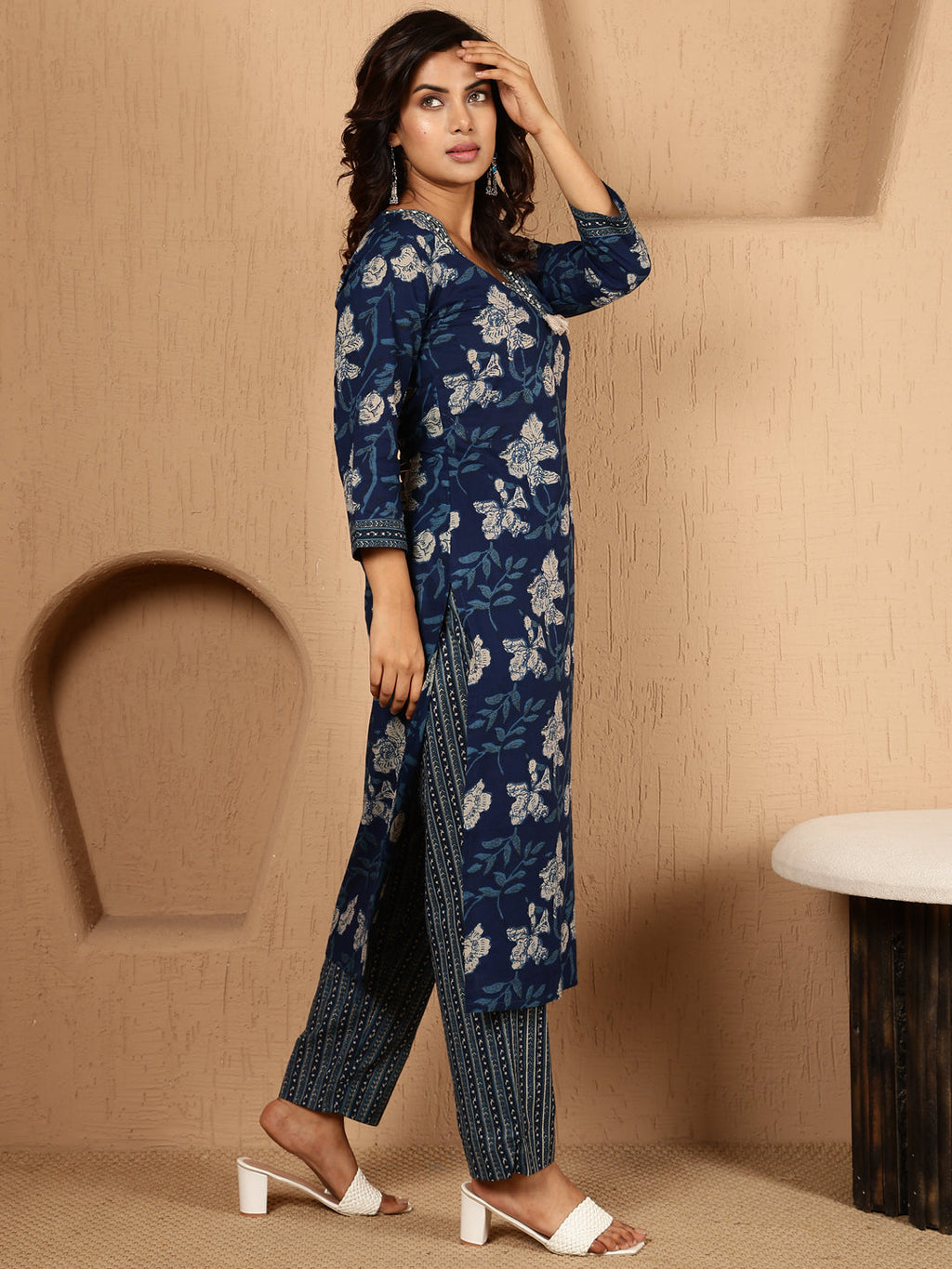 Antaran Blue Pure Cotton Embellished Kurta Pant & Dupatta Set - Distacart