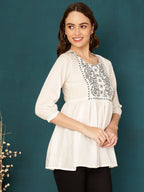 Antaran White Pure Cotton Embellished Tunic