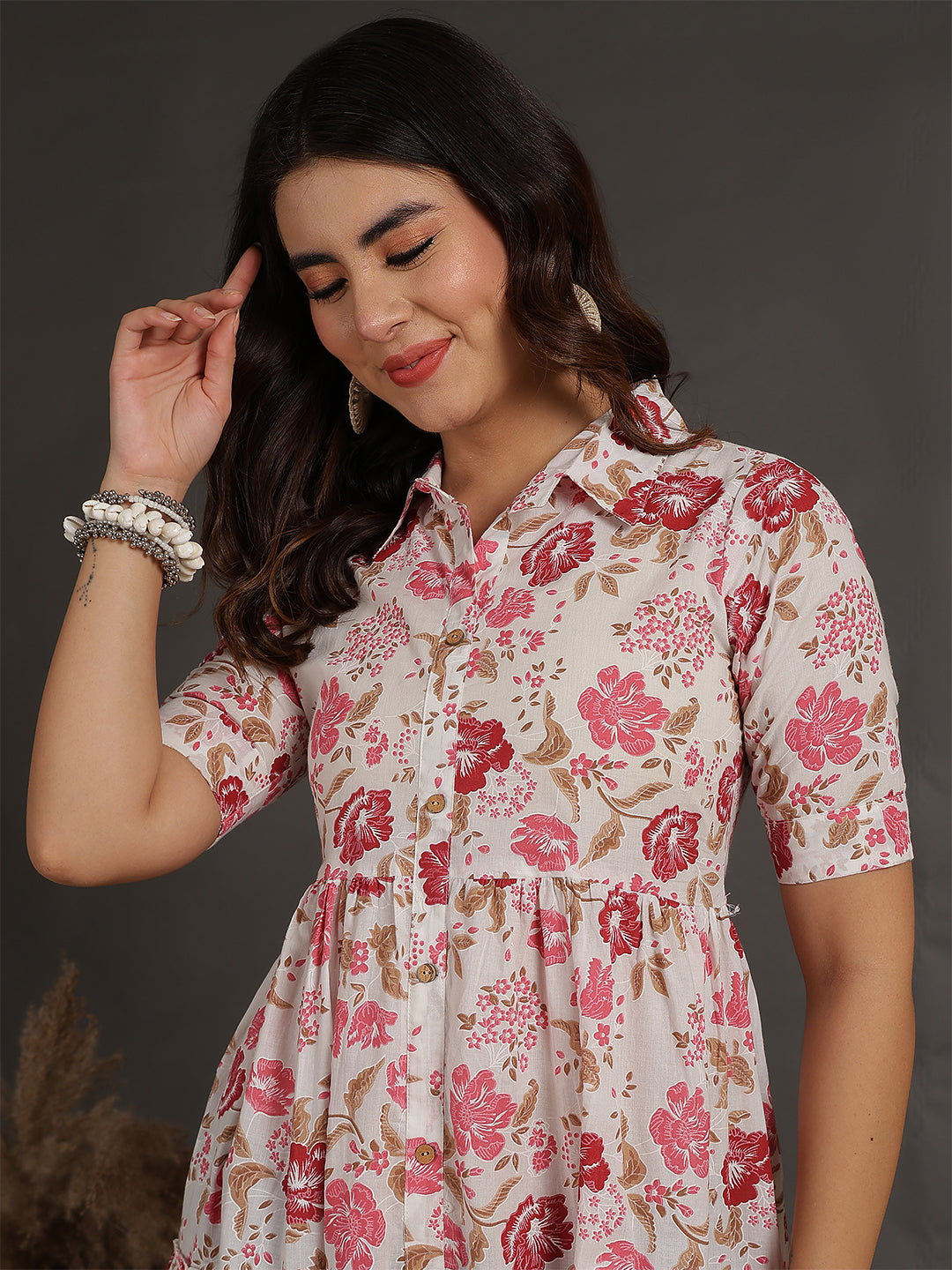 Antaran White Pure Cotton Tiered Floral Printed Dress - Distacart