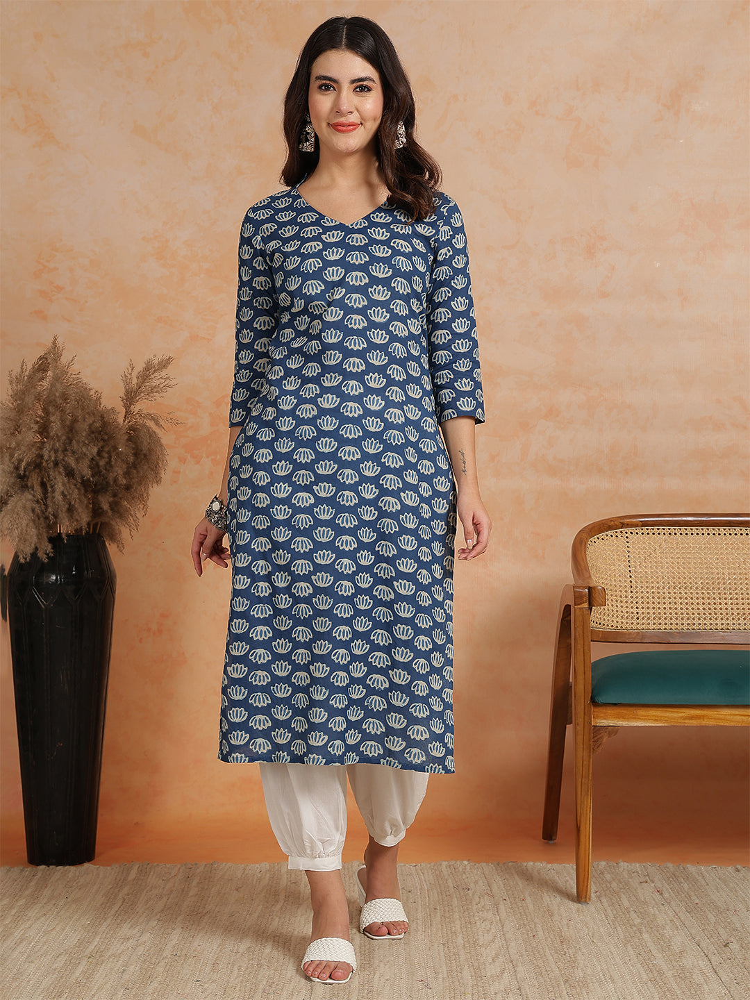 Antaran Blue Pure Cotton Printed Kurta With V Neck - Distacart