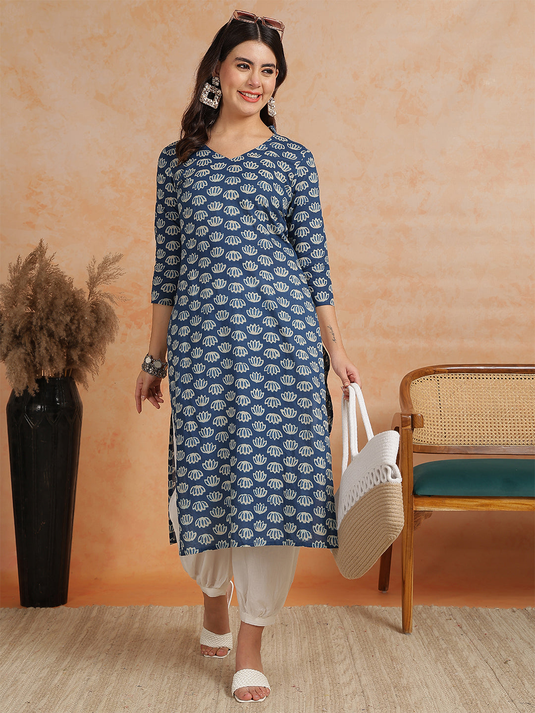 Antaran Blue Pure Cotton Printed Kurta With V Neck - Distacart