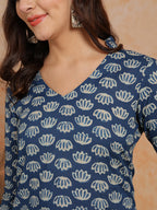Antaran Blue Pure Cotton Printed Kurta With V Neck - Distacart