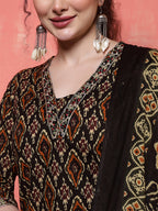 Antaran Black Pure Cotton Embroidered Kurta Pant Dupatta - Distacart