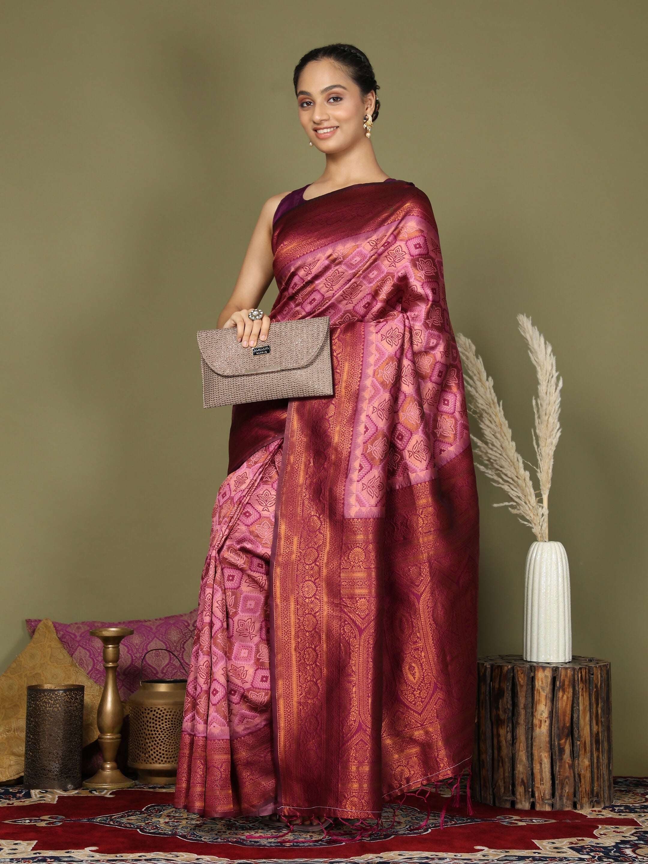 Shree Shyam Fashion Lichi Silk Light Pink Saree - Distacart